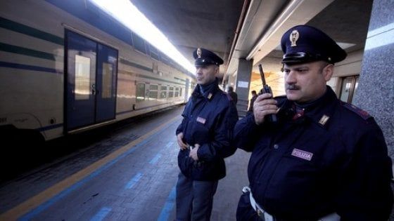 Arrestata la banda dei treni: ragazzi poco più che ventenni in azione tra Napoli e Caserta