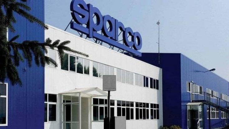 Tre arresti per i furti alla Sparco: rubavano alettoni di Ferrari e paraurti di Lamborghini