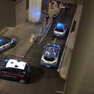 Fiumicino,  giallo sul ragazzo trovato morto nel parking dell'aeroporto