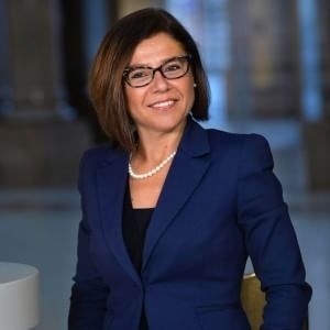Paola De Micheli: "Reddito minimo? Misure selettive per sconfiggere la vera povertà. No alle paghette"