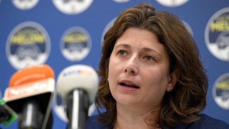 Maternità surrogata, Varchi (FdI): “Nessuna discriminazione. E su questa legge arriveranno voti dal centrosinistra”