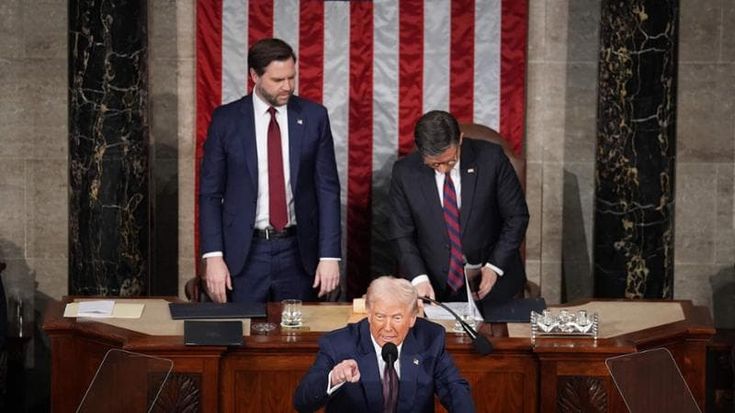 Trump: “L’America è tornata. La Russia vuole la pace, prenderemo la Groenlandia e andremo su Marte”