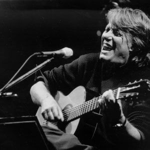 Concerto anarchico per De André in piazza Maggiore