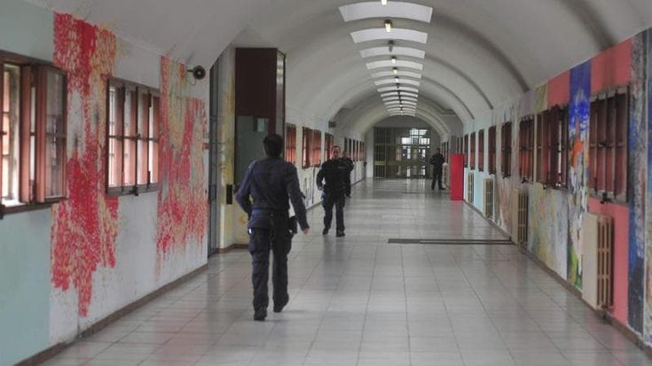 Telefoni ai detenuti per mafia nel carcere di Opera, blitz a sorpresa: sequestrati due dispositivi