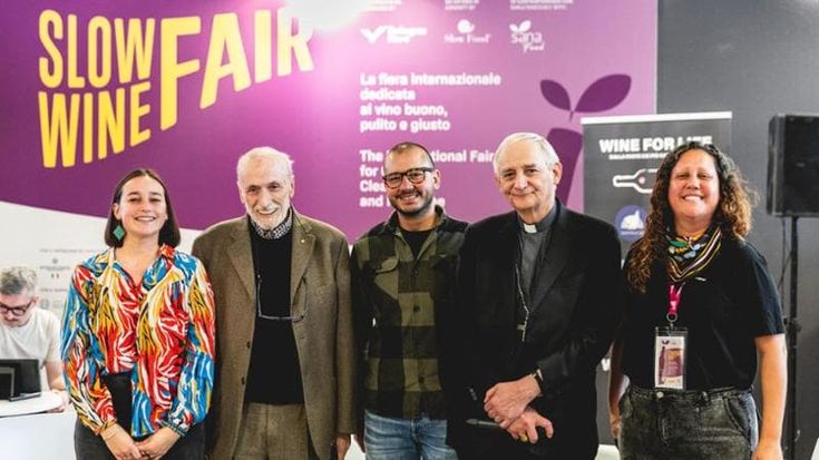 Quando Petrini dialogò con Zuppi sul futuro del vino e accolse re Carlo e Camilla a Ravenna