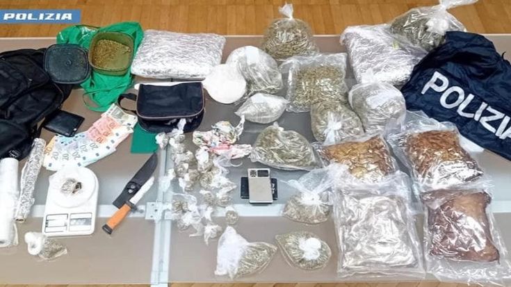 Droga, di giorno giardiniere di notte pusher: smantellata piazza di spaccio sulla Togliatti