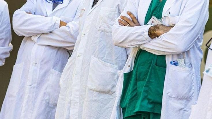 “Mi disse di ritirarmi dal concorso”. Un ricercatore di medicina accusa il professor Bonsignore
