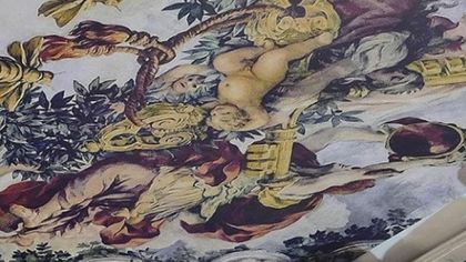 Lapo colpisce ancora: la 600 Multipla con l'affresco