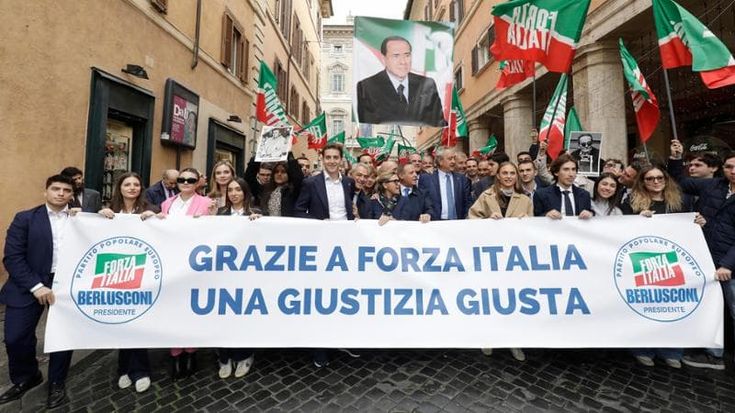 Il potere, le regole e gli arbitri