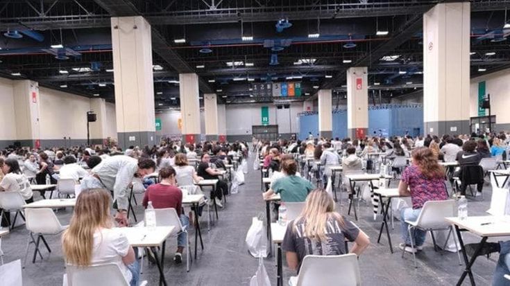 La studentessa di Medicina: “Cellulari e video in aula per copiare, mentre io ho studiato per mesi”