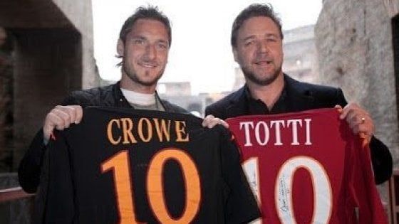 Roma-Liverpool, Klopp arruola Russell Crowe. La risposta del Gladiatore è epica