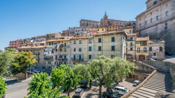 Tra botteghe e dimore di charme per coccolare palato e cuore: ode alla Tuscia