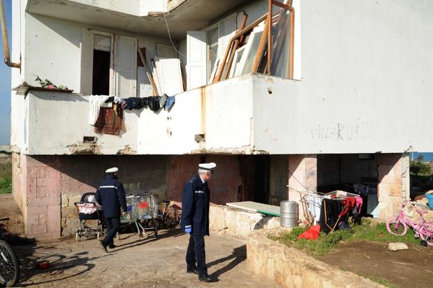 Blitz dei vigili nel campo rom di Japigia<br />&nbsp;