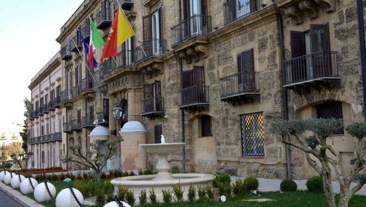 Regione, altri errori: non si sbloccano 900 milioni di spesa. Aspettano in 20mila tra lavoratori e imprese