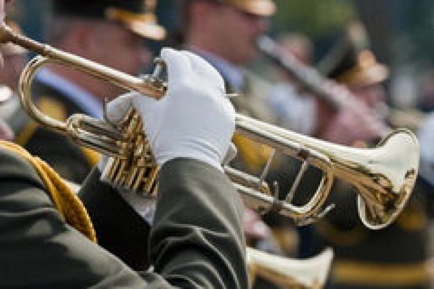 Concerto del 2 giugno nella stazione di Napoli