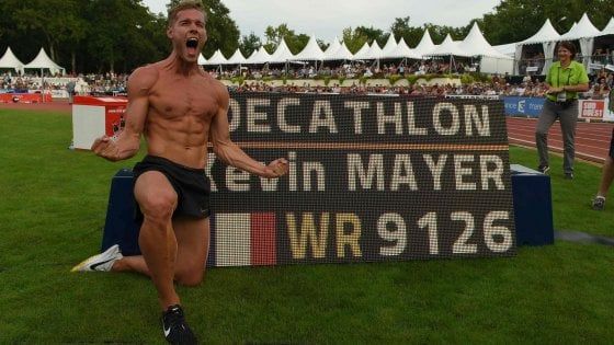 Atletica, Decathlon: Mayer cancella il record del mondo di Eaton