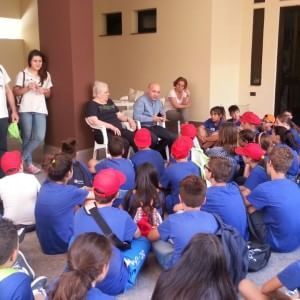 In fila indiana per visitare la tomba di don Diana e la mostra degli Uffizi