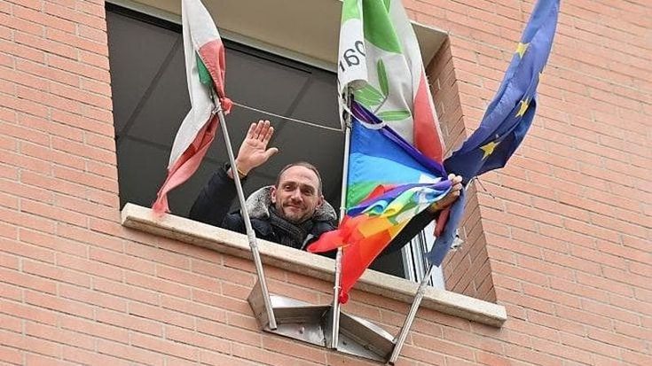 Toscana, la stangata dell’Irpef segna la frattura tra Iv e Pd. Il segretario dem Fossi: “Serve una verifica”