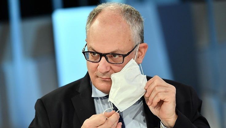 Ristori, Gualtieri: "Già quasi 1 miliardo sul conto corrente di 211 mila imprese in difficoltà"