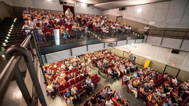 “Barriera non è solo degrado. Il nostro Teatro Monterosa è una luce per tutto il quartiere”