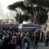 Trattati di Roma, tensione al corteo Eurostop. Bus con oltre 120 manifestanti bloccati a Tor Cervara 