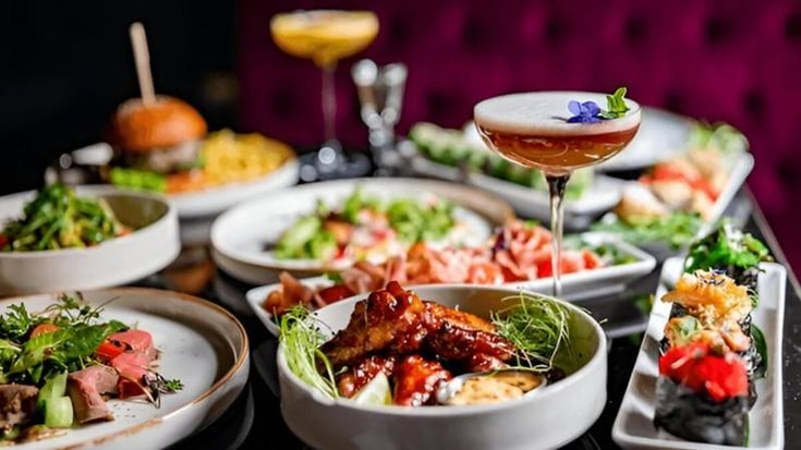 Quando il cocktail è sulla tavola della cena: ma come abbinarlo alla cucina milanese?