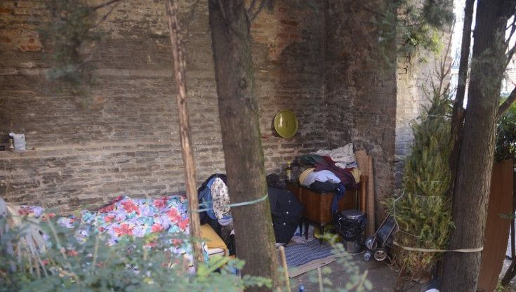 Povertà, allarme Unimpresa: "Dieci milioni di italiani a  rischio"