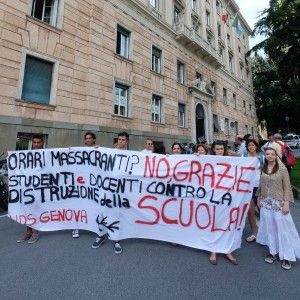 Scuola, stop a pi&ugrave; ore per i prof ma arriva la pagella per le scuole