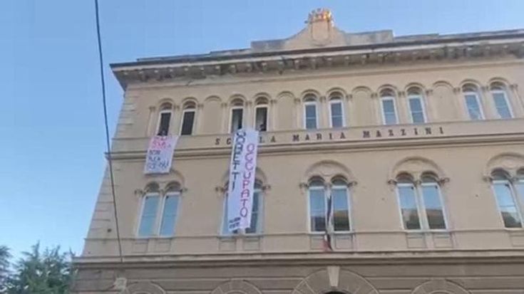 La protesta degli studenti arriva a Genova: liceo Gobetti occupato, il Klee in sciopero