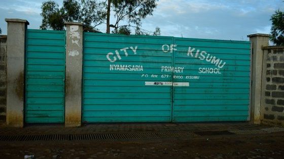 Kenya, aperti i seggi per la seconda votazione: scontri tra polizia e oppositori, almeno tre morti