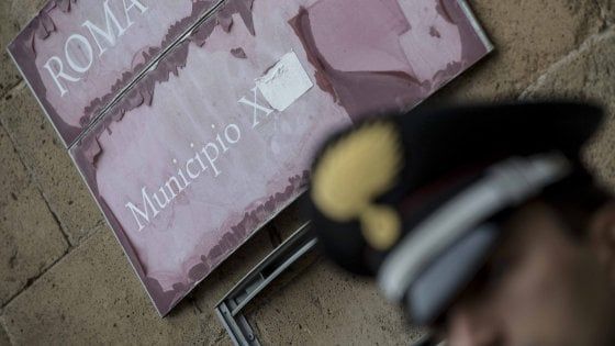Voto a Ostia, i big rinunciano ai comizi. L'appello di Minniti: "Tutti alle urne"