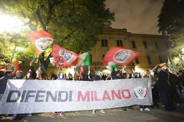 Milano, Lega e CasaPound sulle barricate: "No all'arrivo dei profughi in caserma"