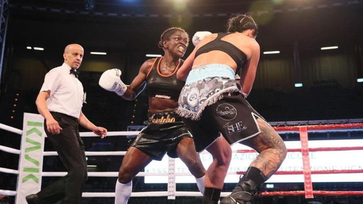 Pamela Malvina Noutcho, la campionessa di boxe: “Ho paura anche io, di notte giro a testa bassa”