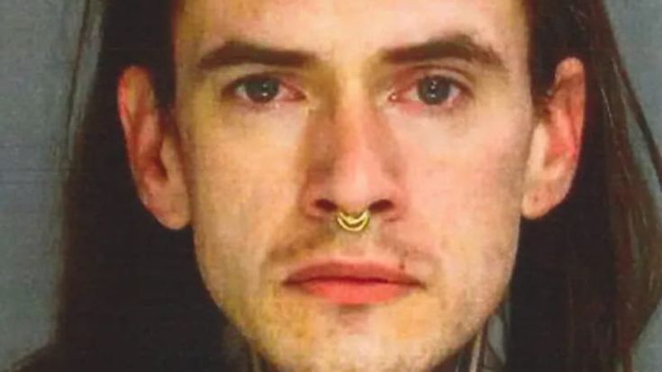 Orrore a Philadelphia, scoperta una cantina piena di ossa e teschi umani