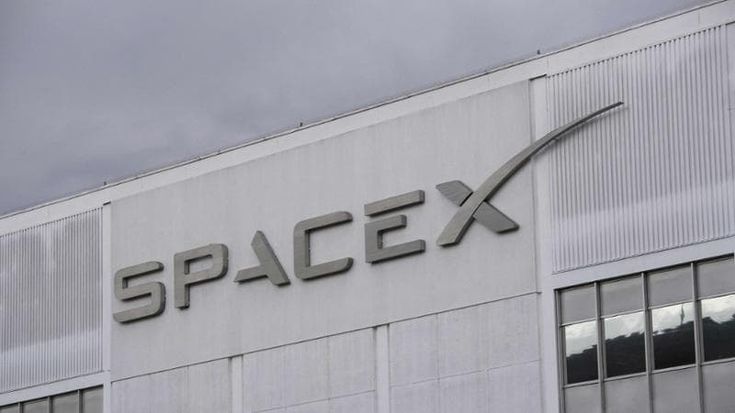 SpaceX, prezzo iniziale a 135 euro. Musk cerca il record mondiale di raccolta