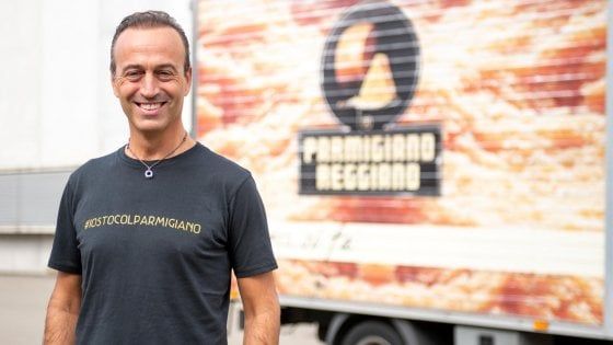 Scattano i dazi di Trump contro l'Europa, colpiti anche parmigiano e pecorino