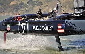 Coppa America, caccia al gadget nel Village: Oracle batte tutti