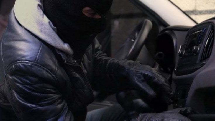 A Barletta, Andria e Trani record nazionale di furti d'auto: il primato che allontana i turisti