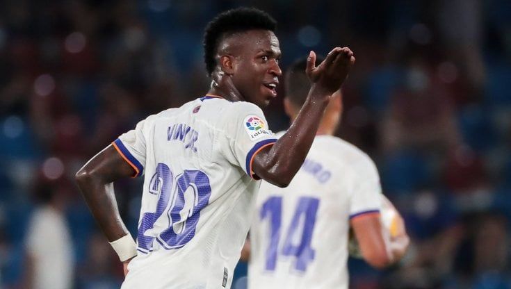 Liga, Vinicius salva il Real Madrid. L'Atletico è solo in vetta