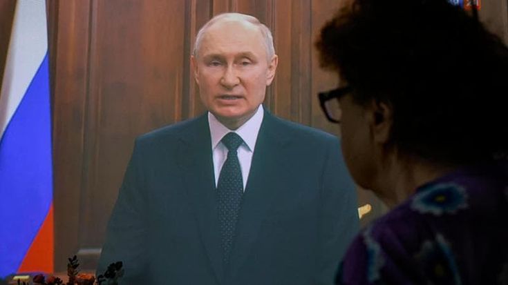 Putin mai così a rischio ora il suo potere può sgretolarsi