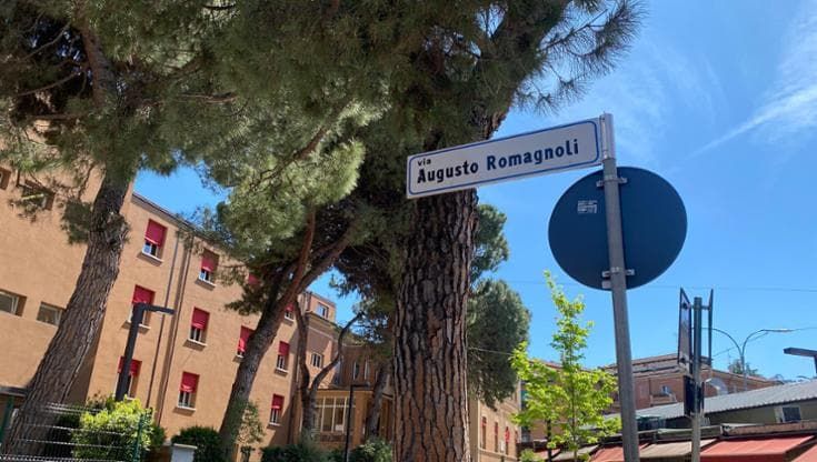 Via Murri, nasce una app per la sicurezza fatta da residenti: “Per proteggere giovani e anziani”