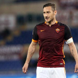 Roma, incontri per i contratti di Totti e Pjanic. E Castan vuole certezze