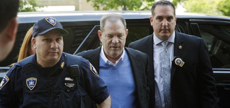 Weinstein incriminato da un grand jury di New York per stupro e abusi sessuali
