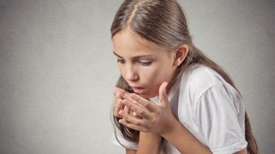 Fame d'amore: le storie dei ragazzi con disturbi alimentari