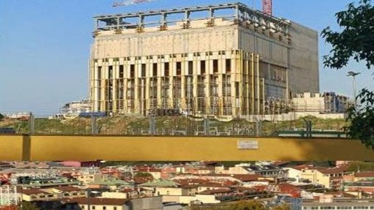 Operai indiani sfruttati per costruire il Consolato Usa a Milano: commissariato il colosso Caddell