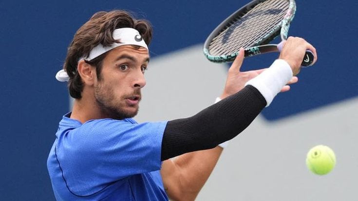 Musetti saluta Toronto, ko con Michelsen in tre set. Arnaldi lotta ma cede a Zverev