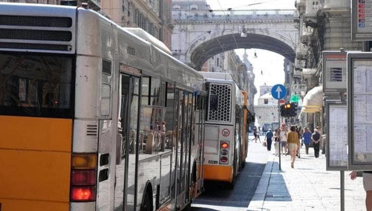 Amt, ecco il piano di risanamento: tra le ipotesi l’aumento nel 2027 del costo del biglietto