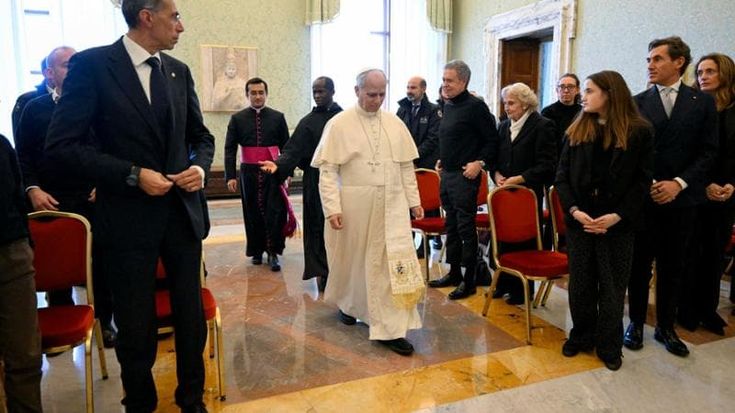 Crans-Montana, i genitori delle vittime in Vaticano: “Santo Padre, ci dia la forza”