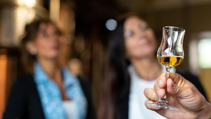 Largo ai giovani, la grappa si rinnova