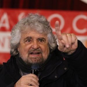 M5s, Grillo posticipa il suo show a Roma a dopo le elezioni